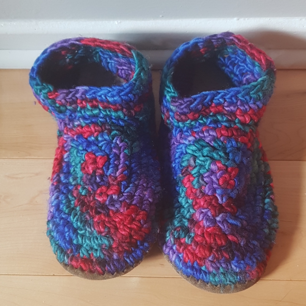 Padraig Cottage Slipper Womens Large Red Multi